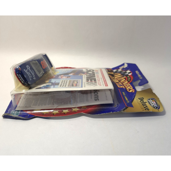 Vintage Winners Circle Dale Jarrett #88 1:64 Deluxe Collection 2000 - Picture 8 of 14